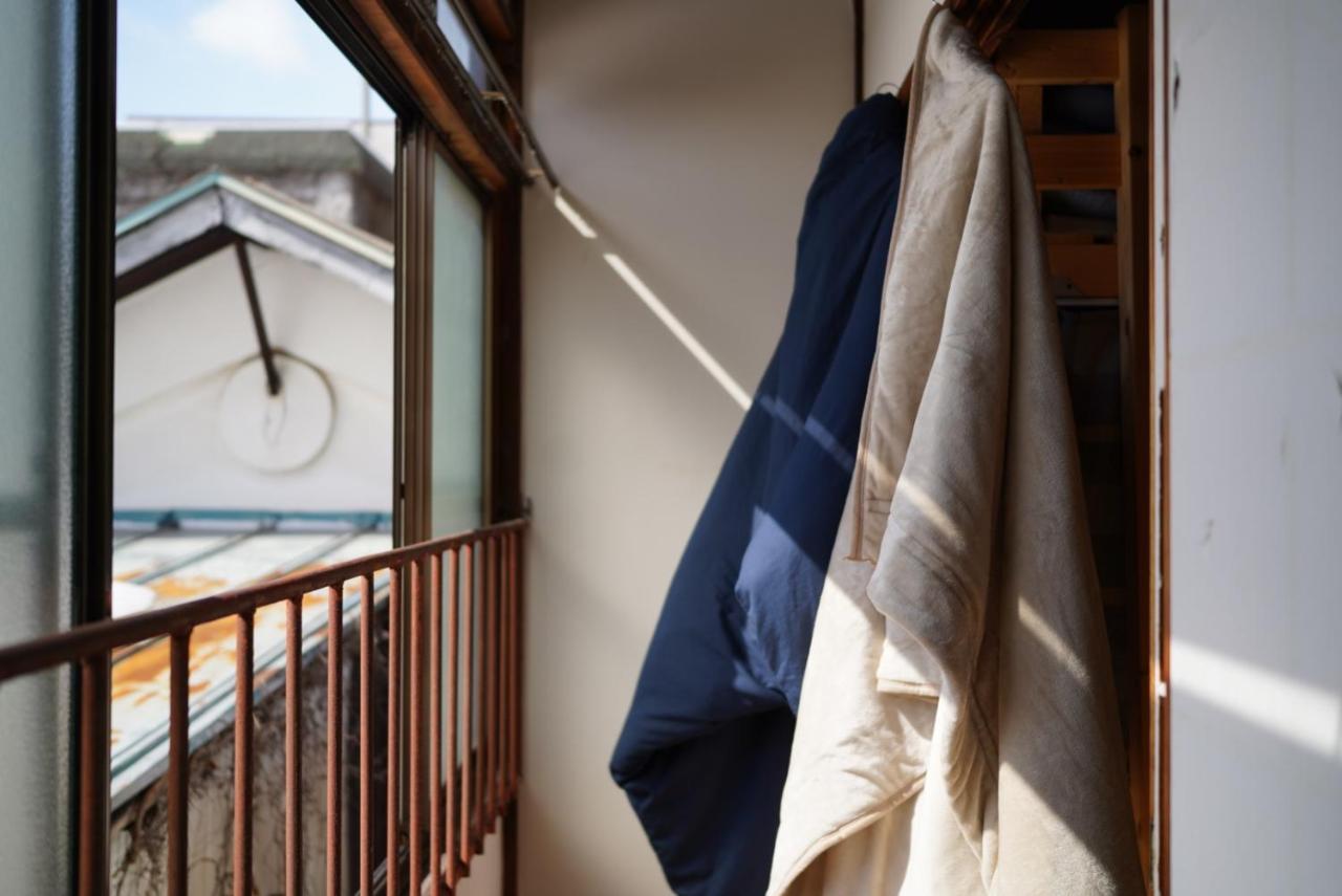 Kakurega Guest House Aizuwakamatsu Exteriör bild